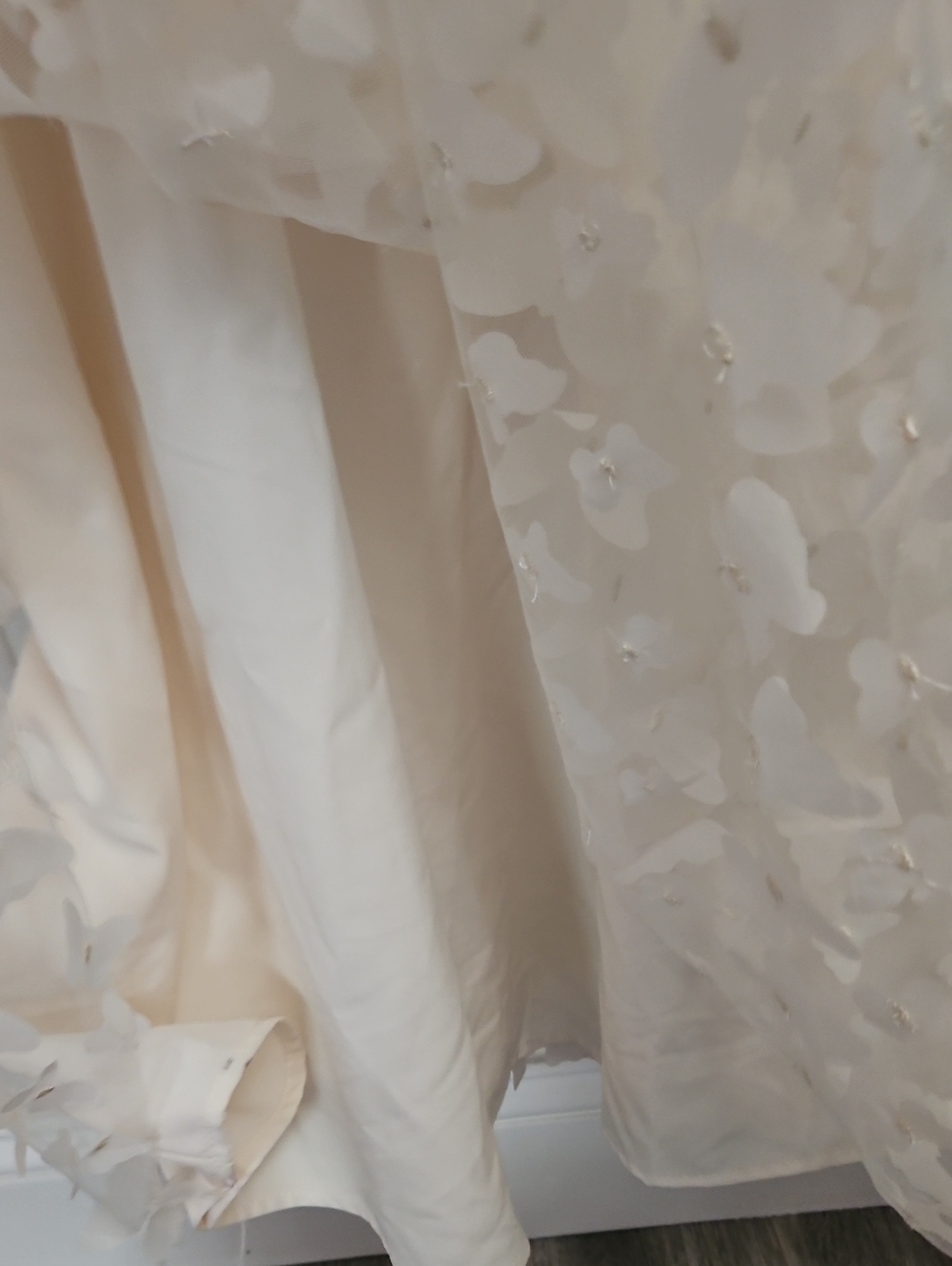 Thirty-Thirty Butterfly Tulle Ivory Dress Size Small - Picture 8 of 13
